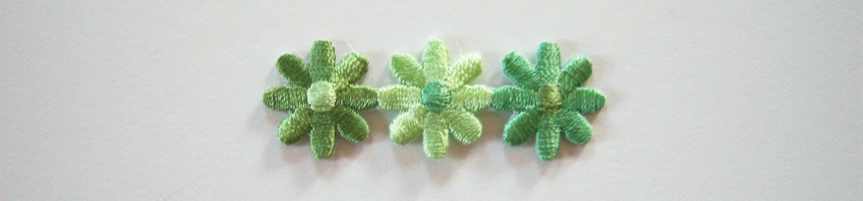 Green Daisies Iron On Applique