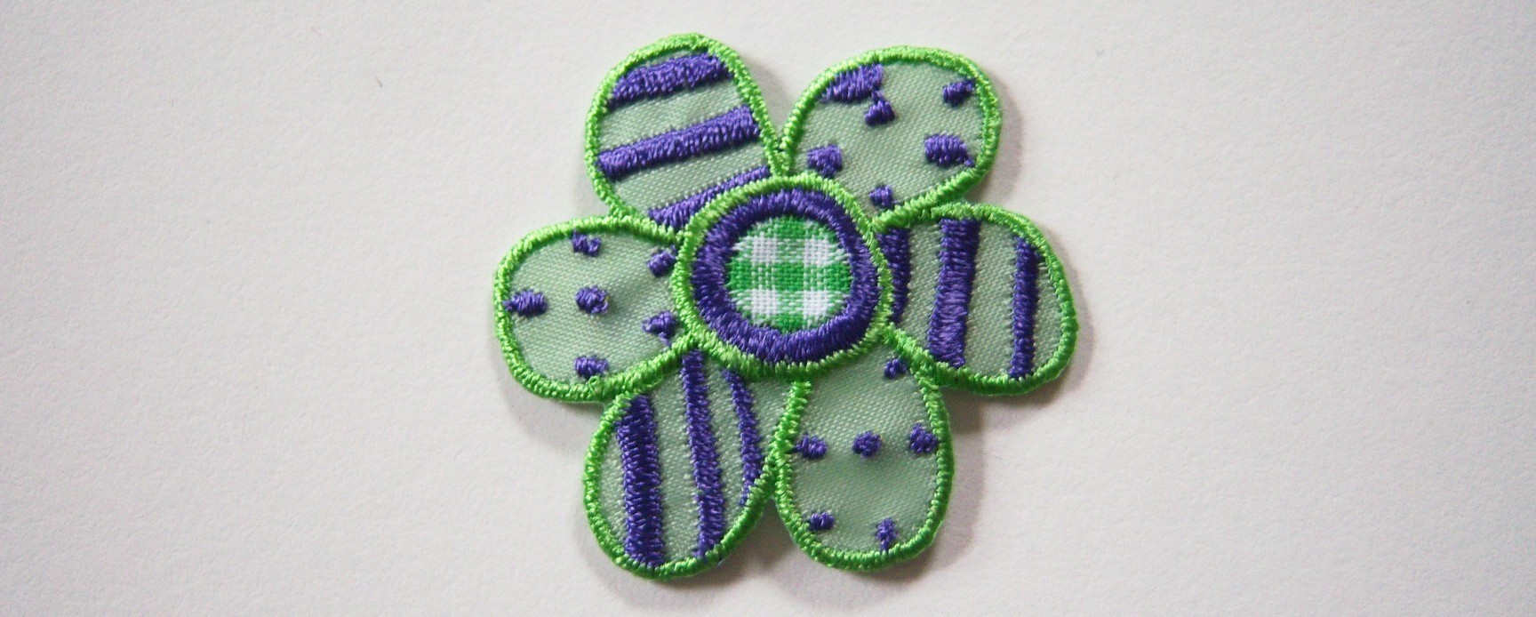 Purple/Green Daisy Iron On Applique