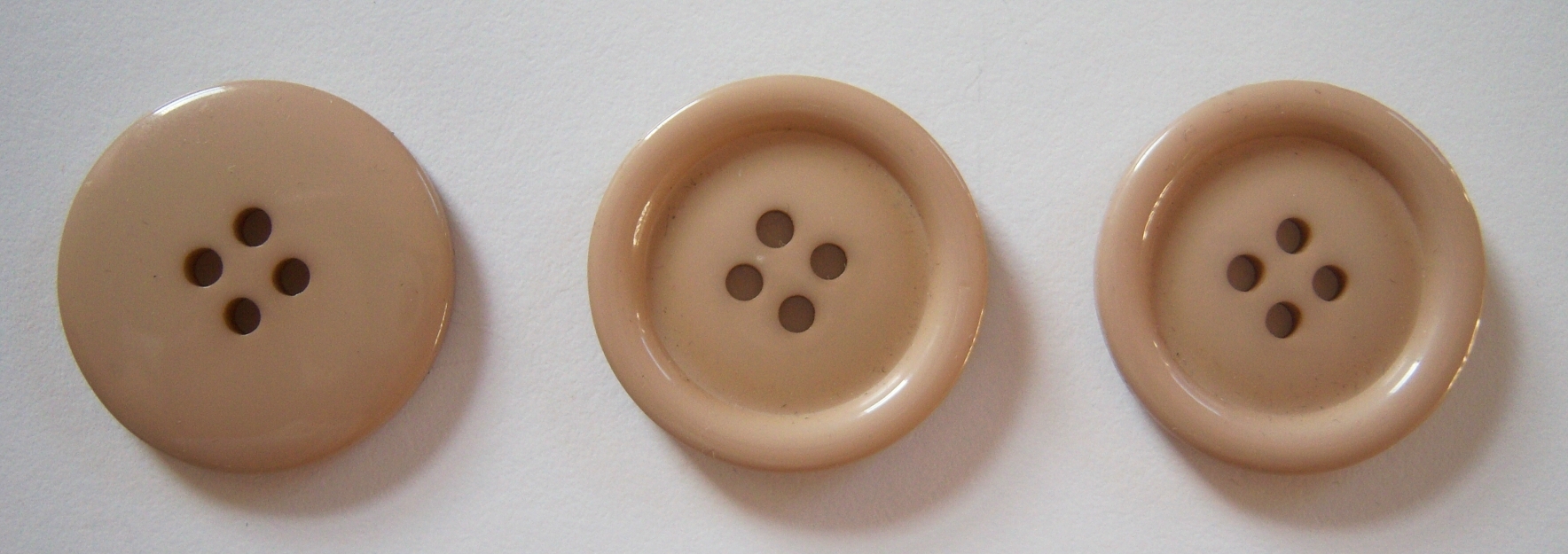 Nude 1" Button