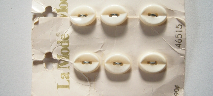 La Mode Ivory 5/8" Button Card