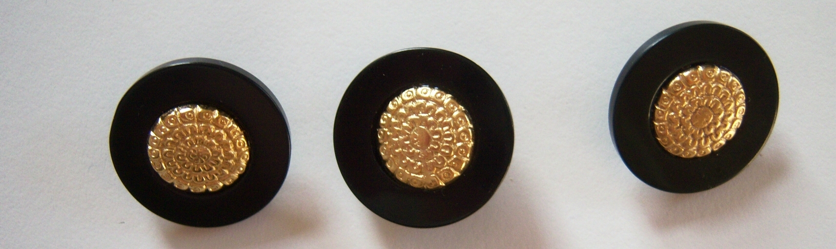 Black/Gold Center 3/4" Poly Button