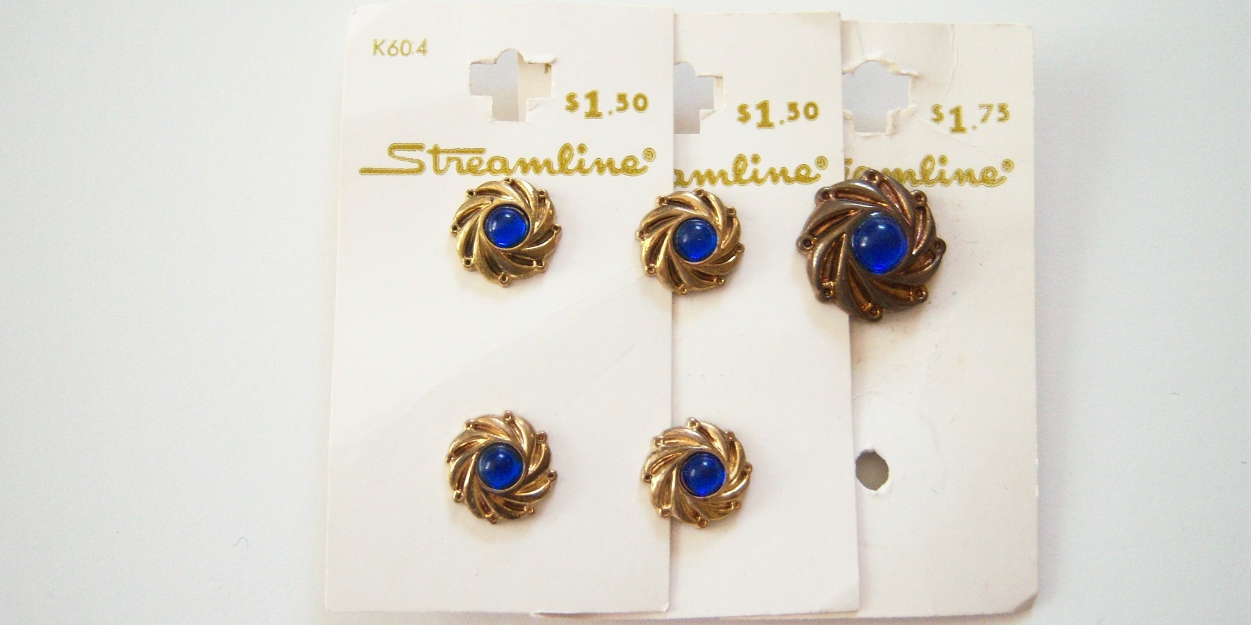 Royal/Gold K604 5/8" Button