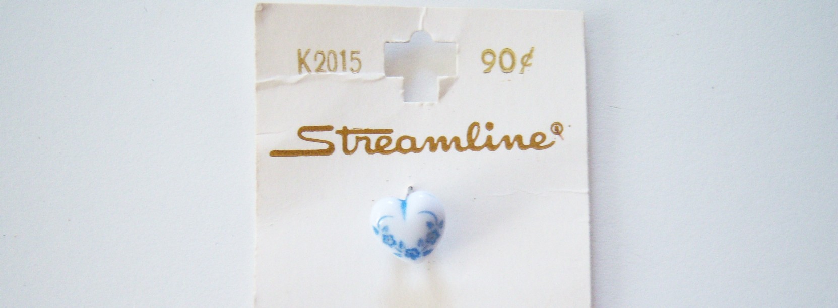 Lt. Blue/White Heart 7/16" Button Card