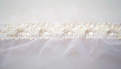 White Tulle/Ivory Rosebraid 1 1/4" Braid