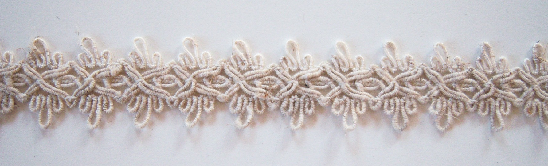 Oatmeal 1 1/8" Scroll Braid