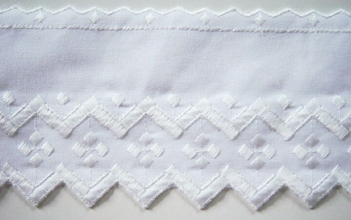 White Diamond 4" Cotton Eyelet Lace