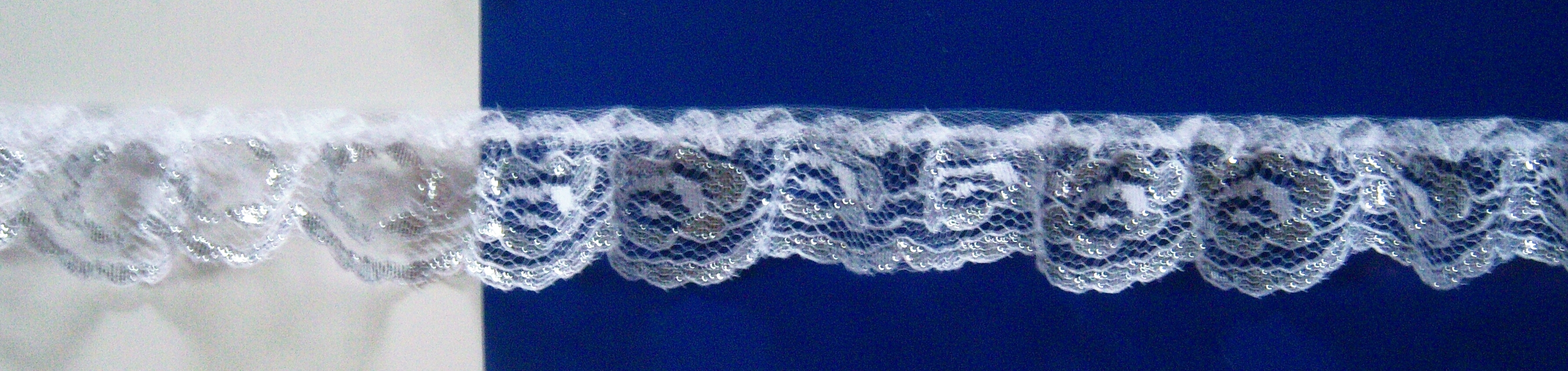 White/Silver Gathered 1 1/8" Lace