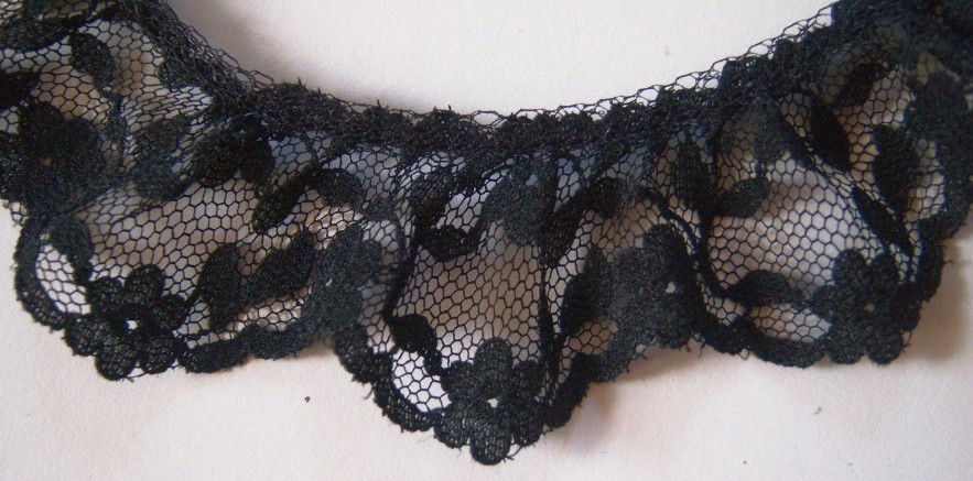 Black 1 1/2" Ruffled Lace