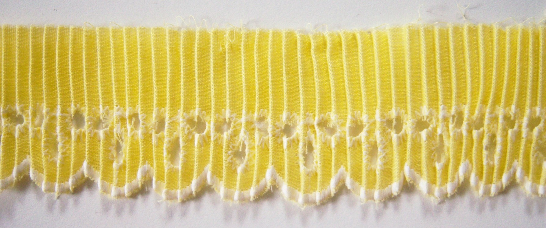 Lemon 1 1/2" Pleated Eyelet