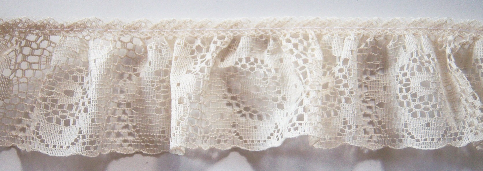 Ivory 1 5/8" Gathered Lace