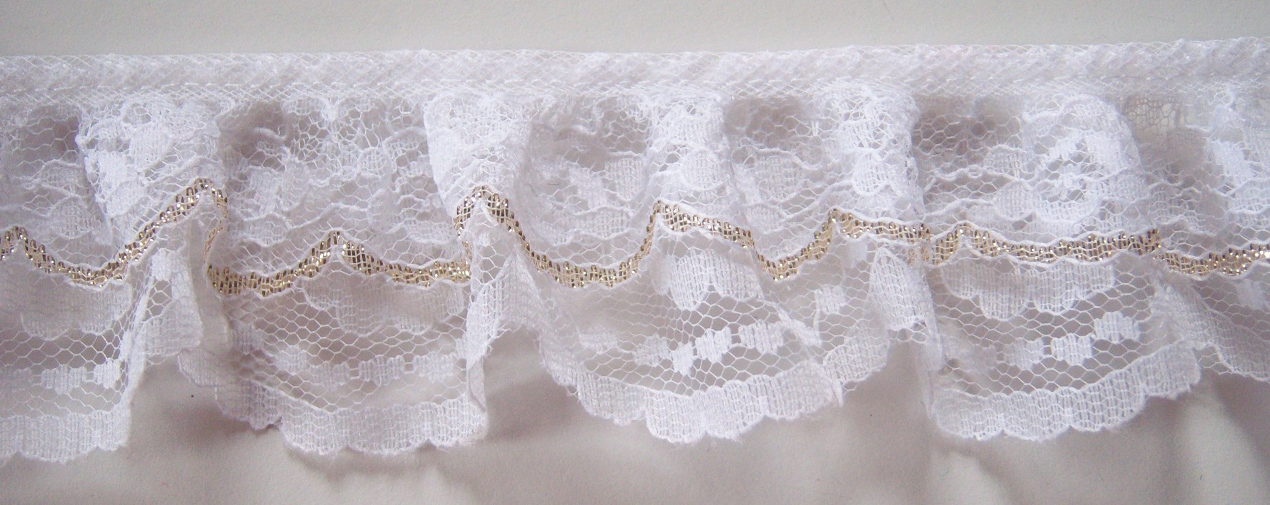 White/Gold Gathered Lace