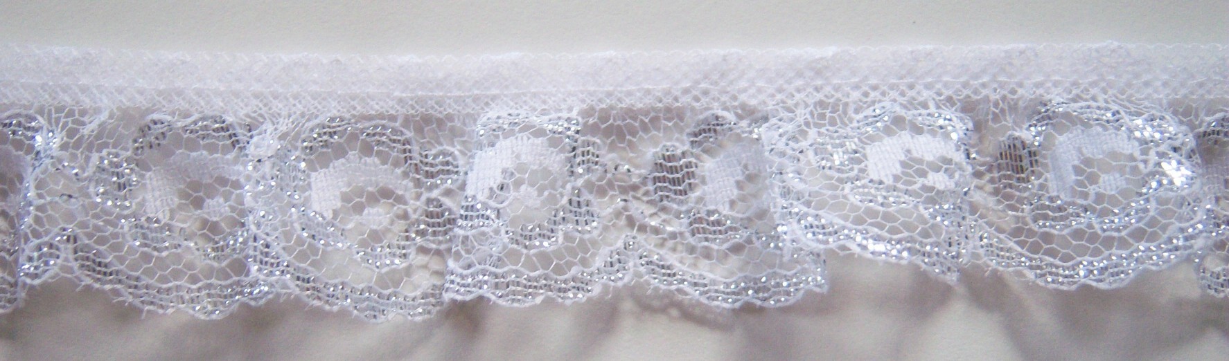 White/Silver Floral 1" Gathered Lace