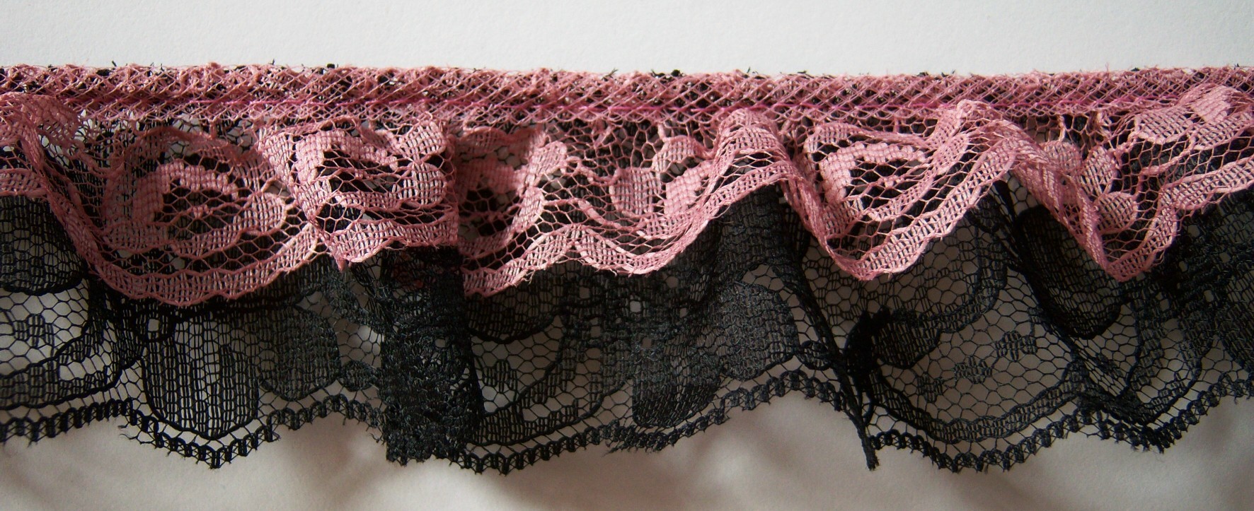 Antique Rose/Black Double Gathered Lace