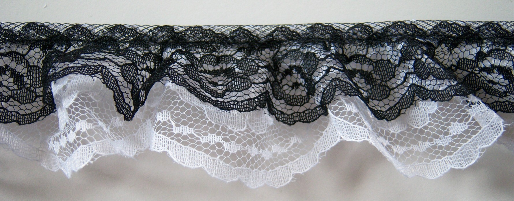 Black/White Double Gathered Lace