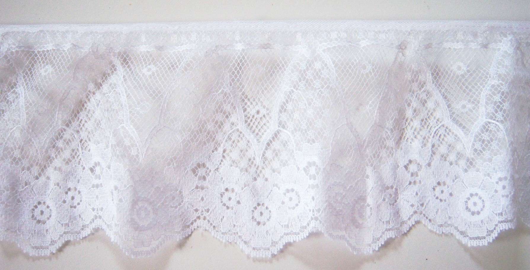 White 4" Ruffled Lace