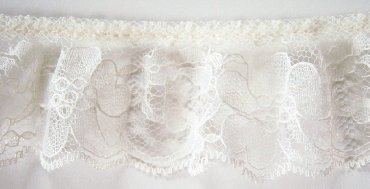 Ivory 1 1/2" Gathered Lace