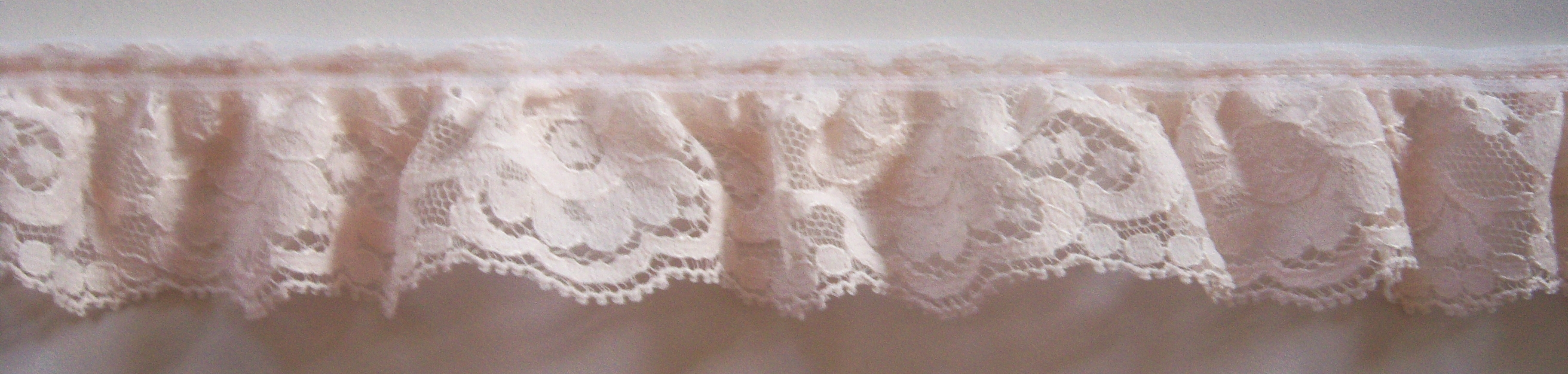 Bisque 1 3/8" Nylon Lace