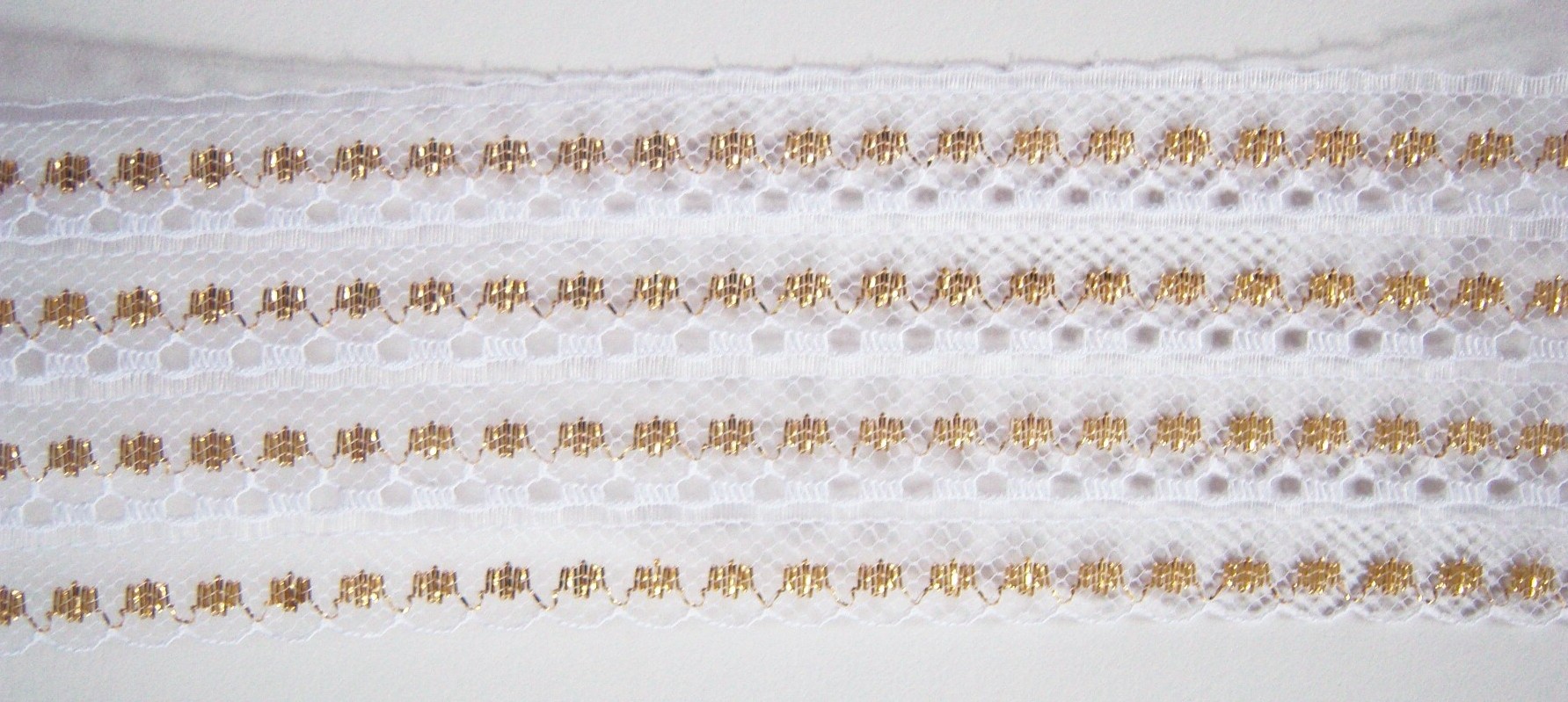 White/Gold 2 1/4"  Lace