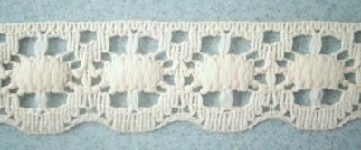 Ivory 1 1/4" Poly Lace