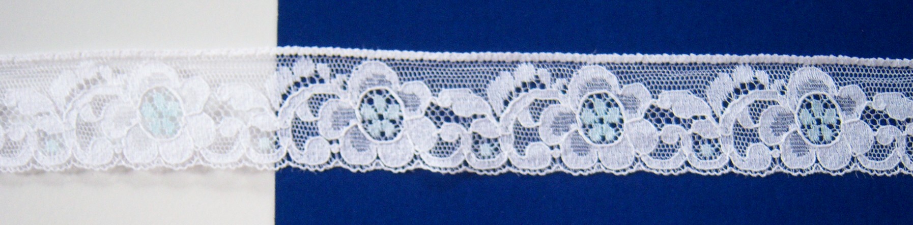 White/Breezy 1 3/8" Lace