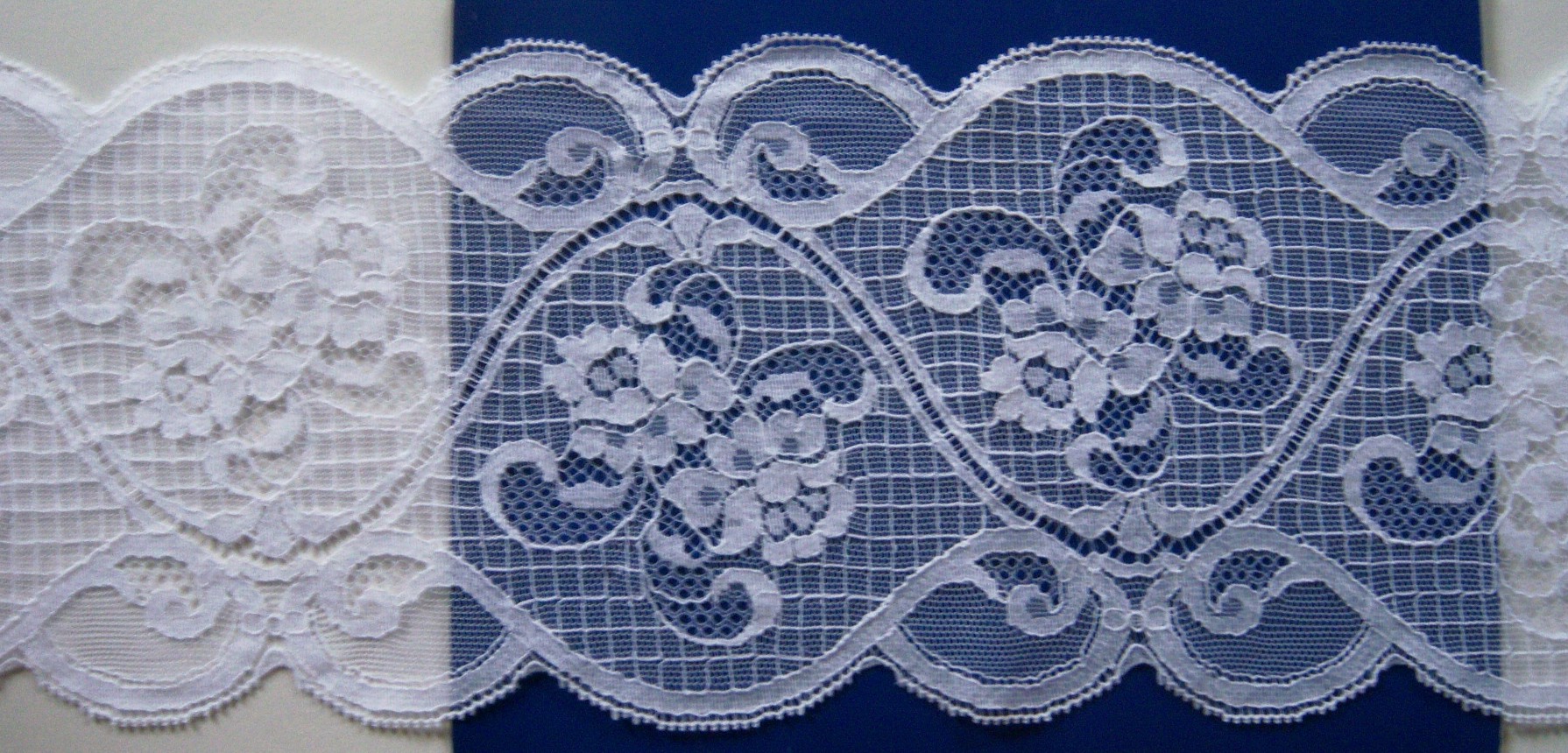 White #1144 Nylon 4 3/4" Lace