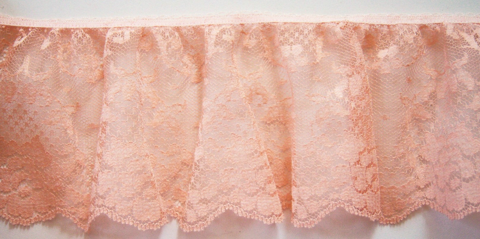 Apricot 3 1/2" Ruffled Lace