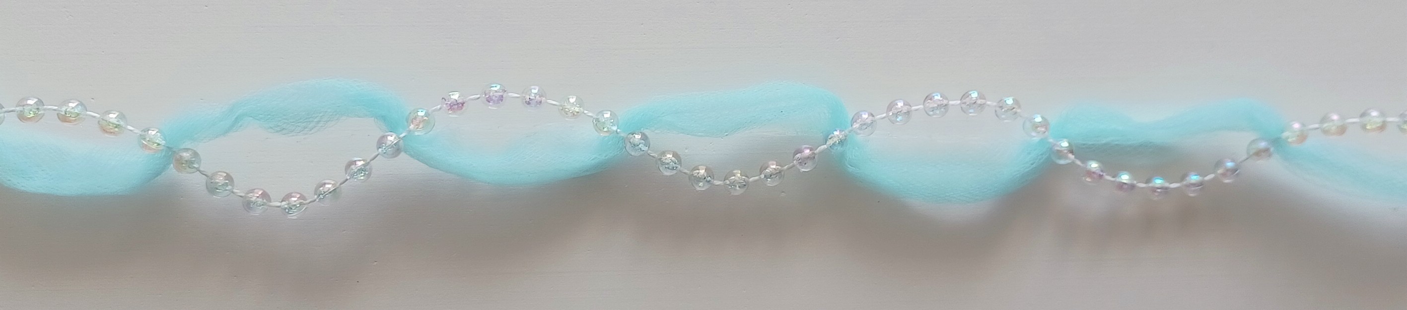 Aqua Tulle/Irid. Bead 3/4" Braid