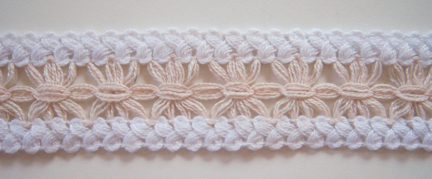 White/Beige 1 3/8" Nylon Lace