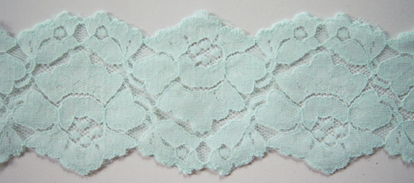 Mint 3 1/4" Nylon Lace