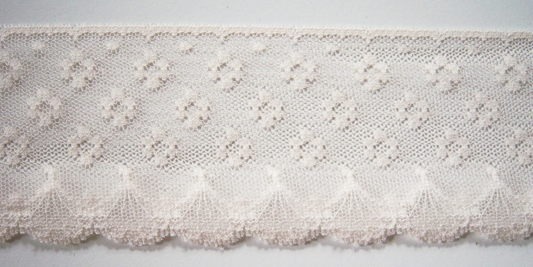 Natural 3" Nylon Lace Per 3 Yds.