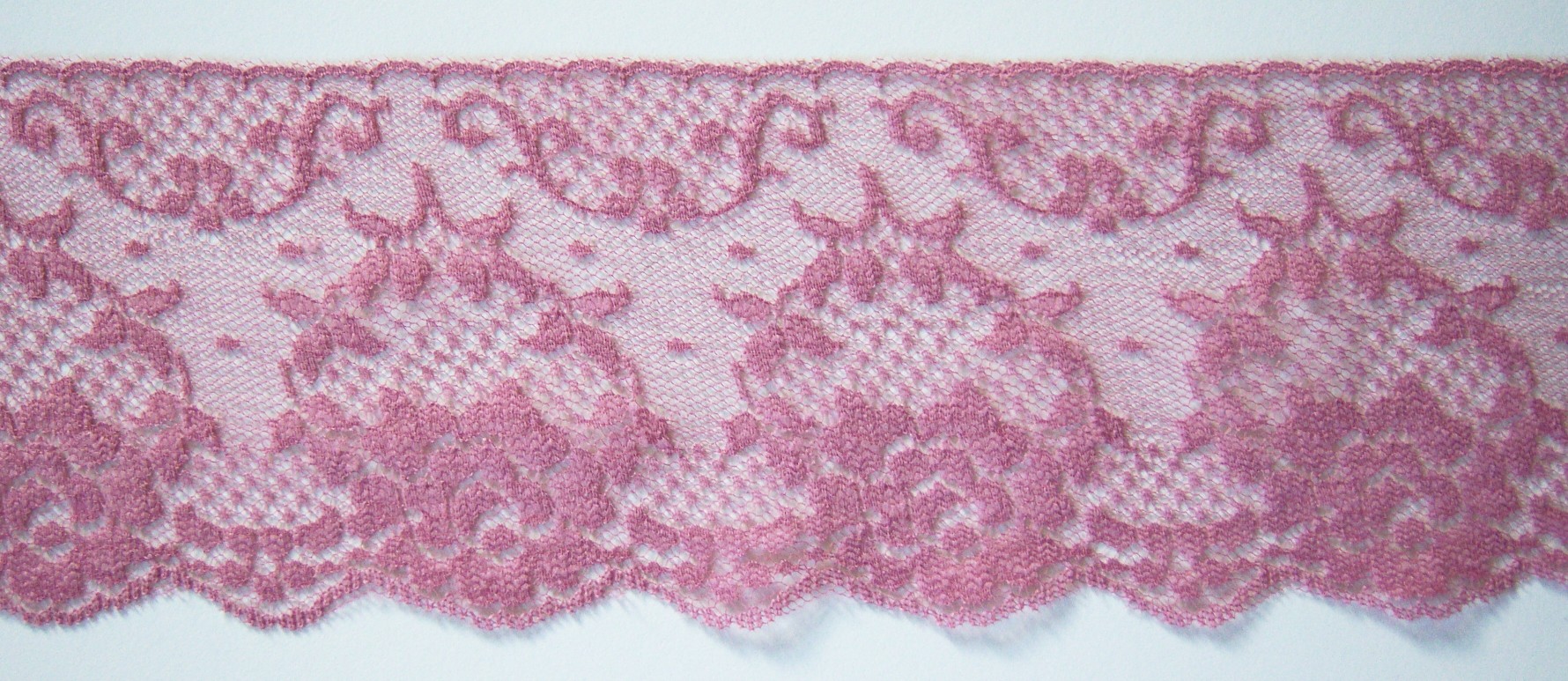 Mauve 3 1/2" Off Grain Lace