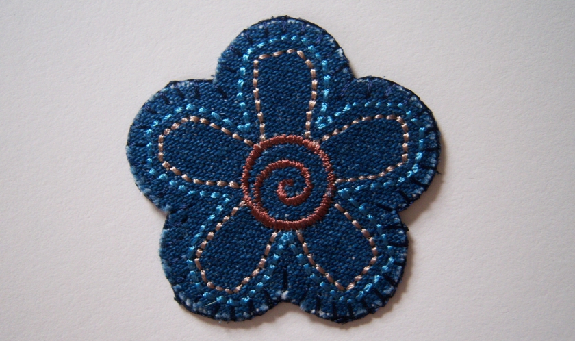 Denim Stitched Daisy Iron On Applique