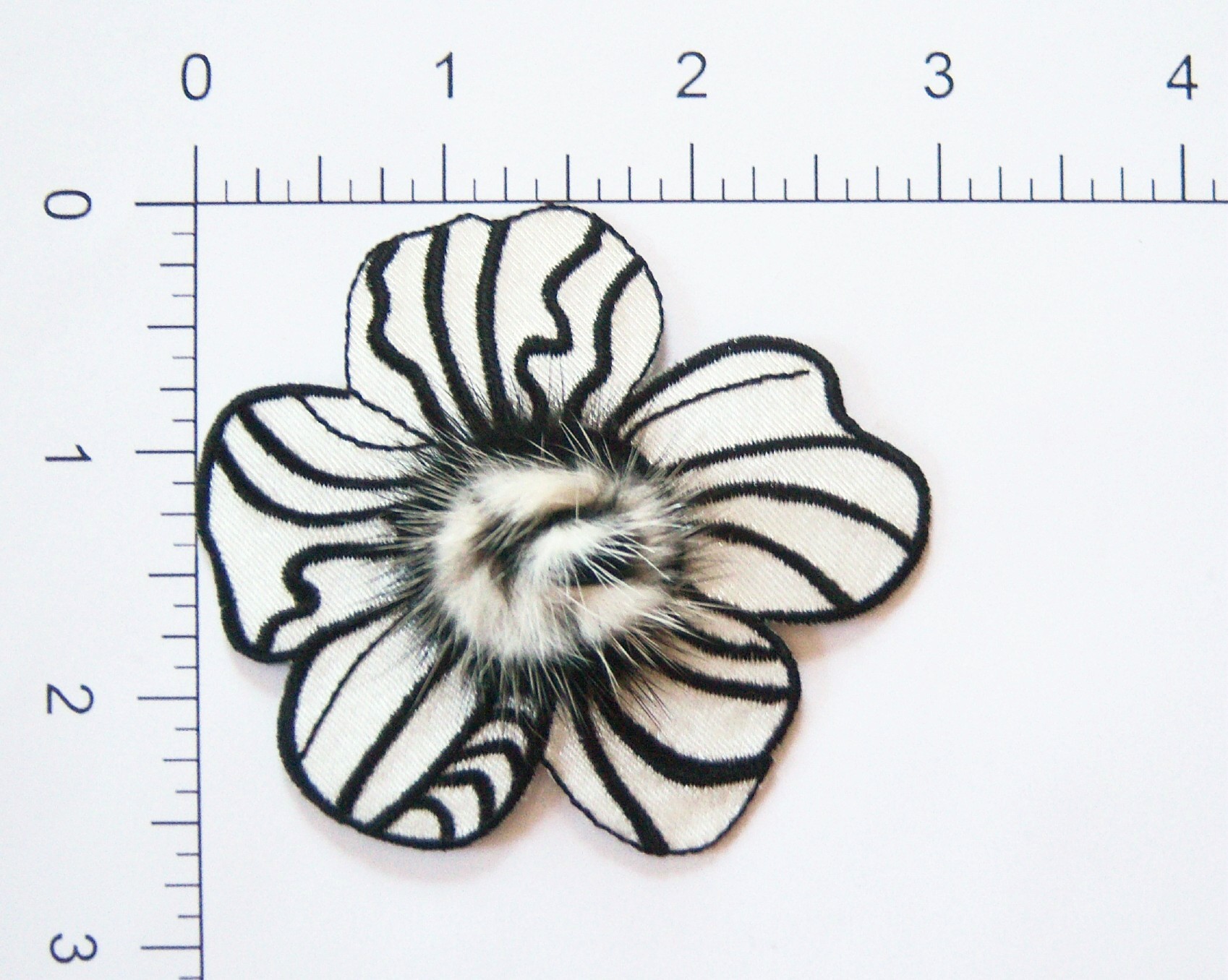 Black/White Fur 3" Iron On Applique