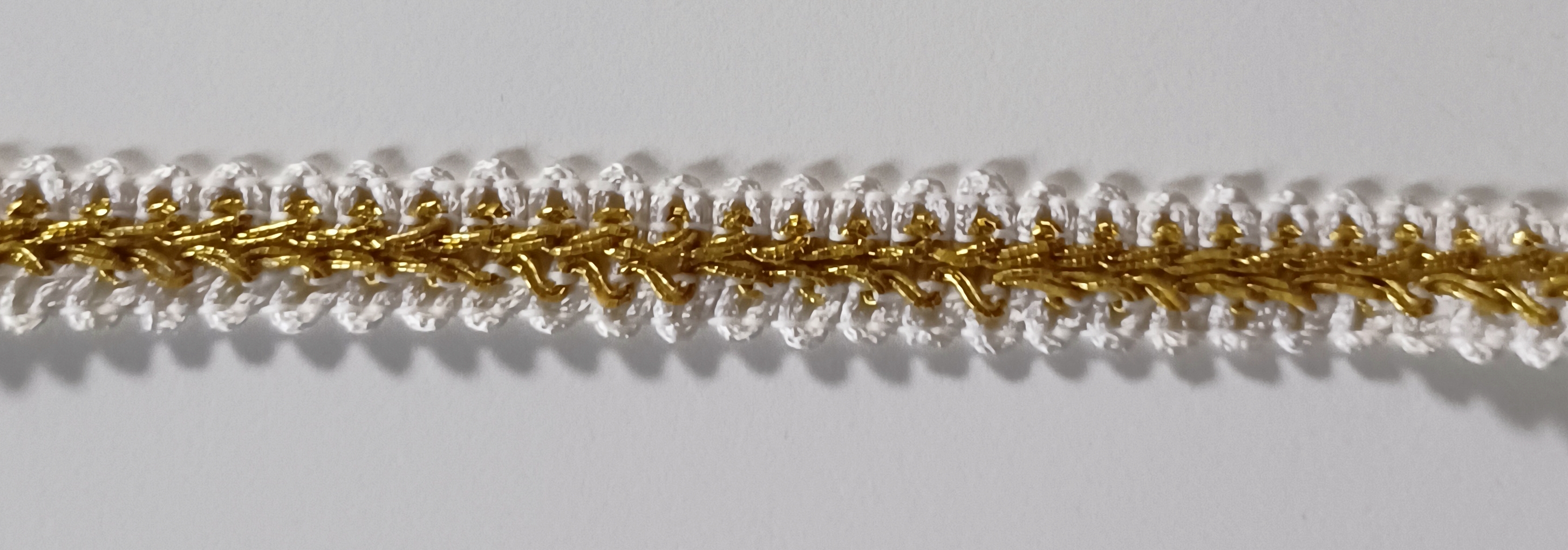 White/Gold 5/8" Gimp Braid