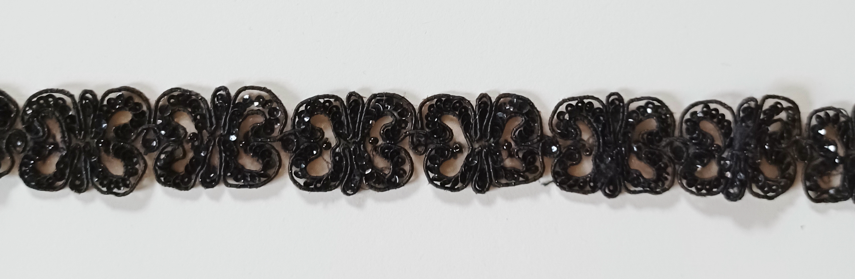 Black/Nude Sequin 1" Braid Trim