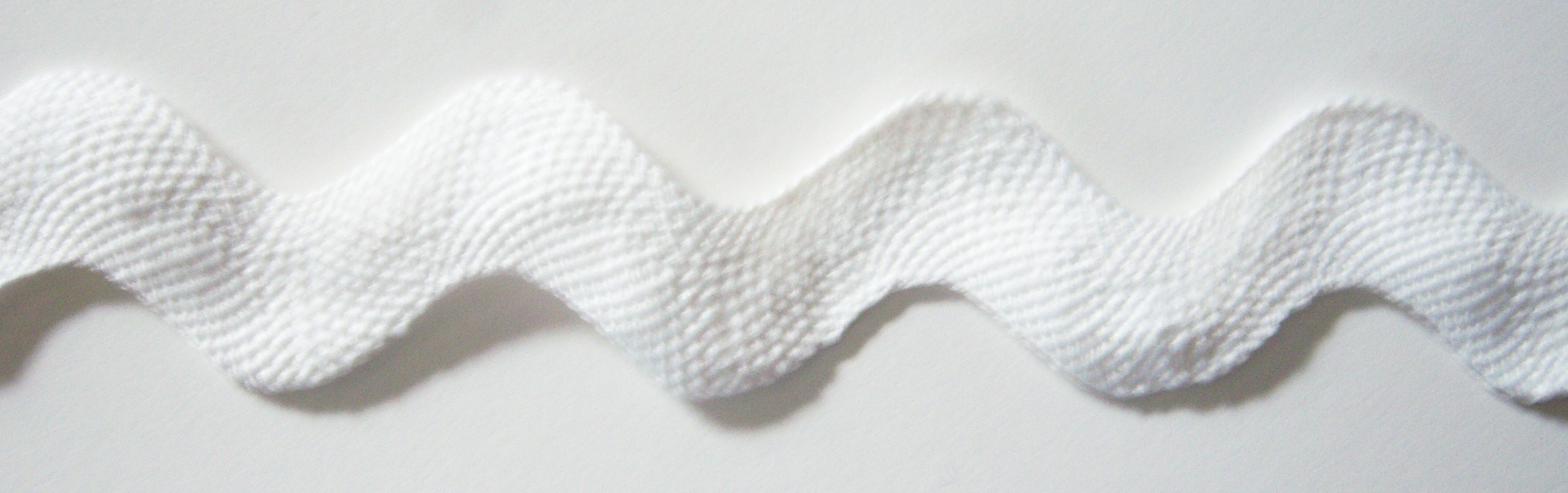 White 1 3/8" Cotton Rick Rack Trim