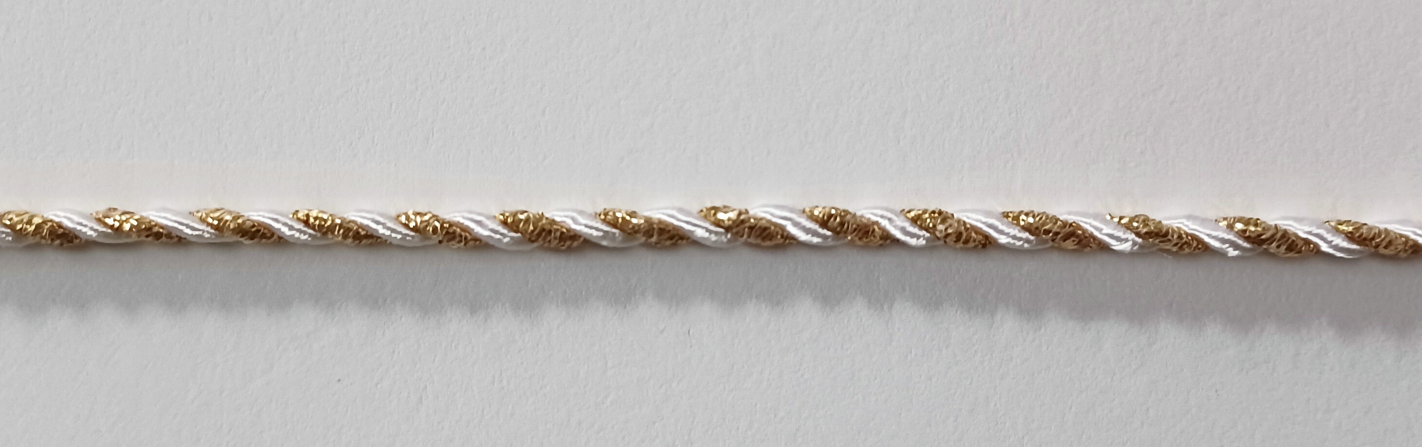 White/Gold Metallic 1/8" Cord