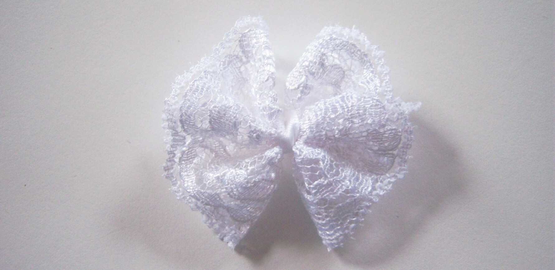 White Lace/Satin 2 1/4" Bow