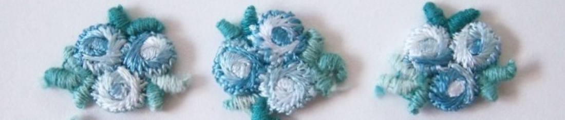 Aqua 3/4" Flower