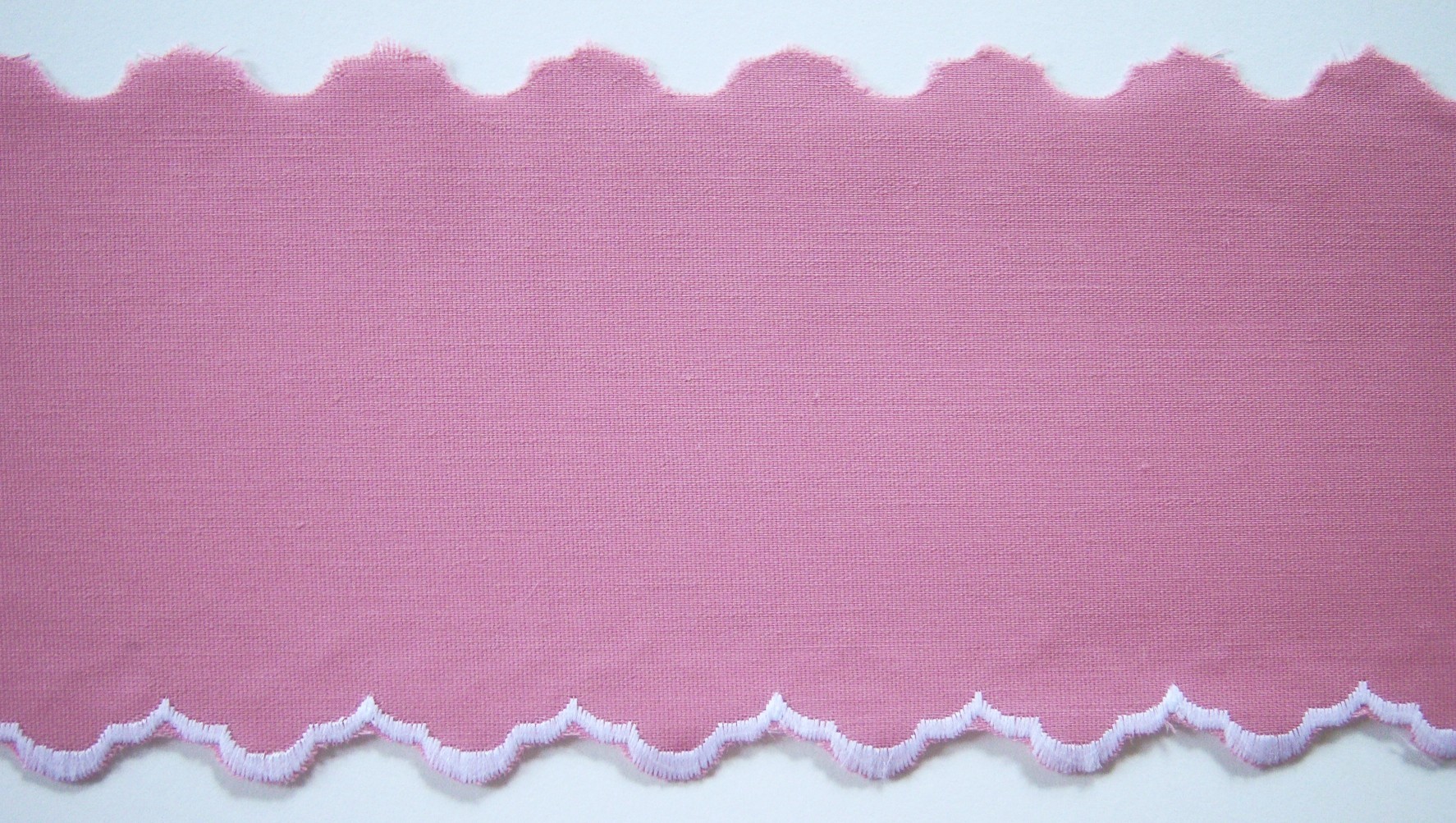 Rose/White 4" Scallop