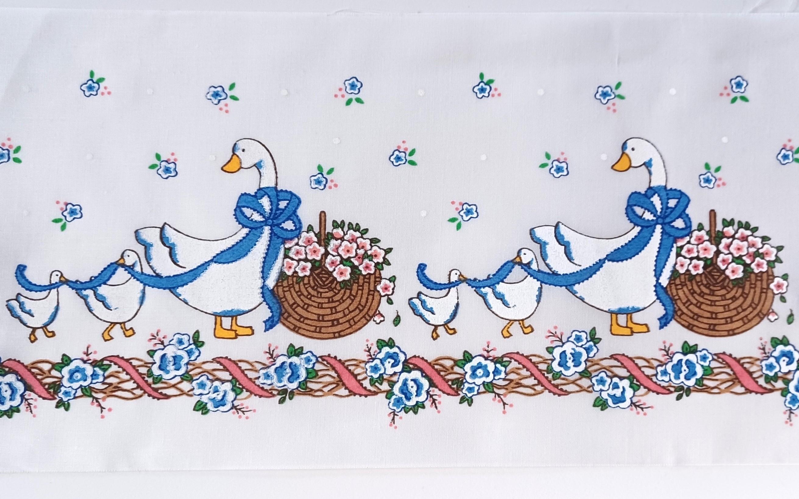 Ivory Duck Family 7 1/4" Embroidered Poly/Cotton