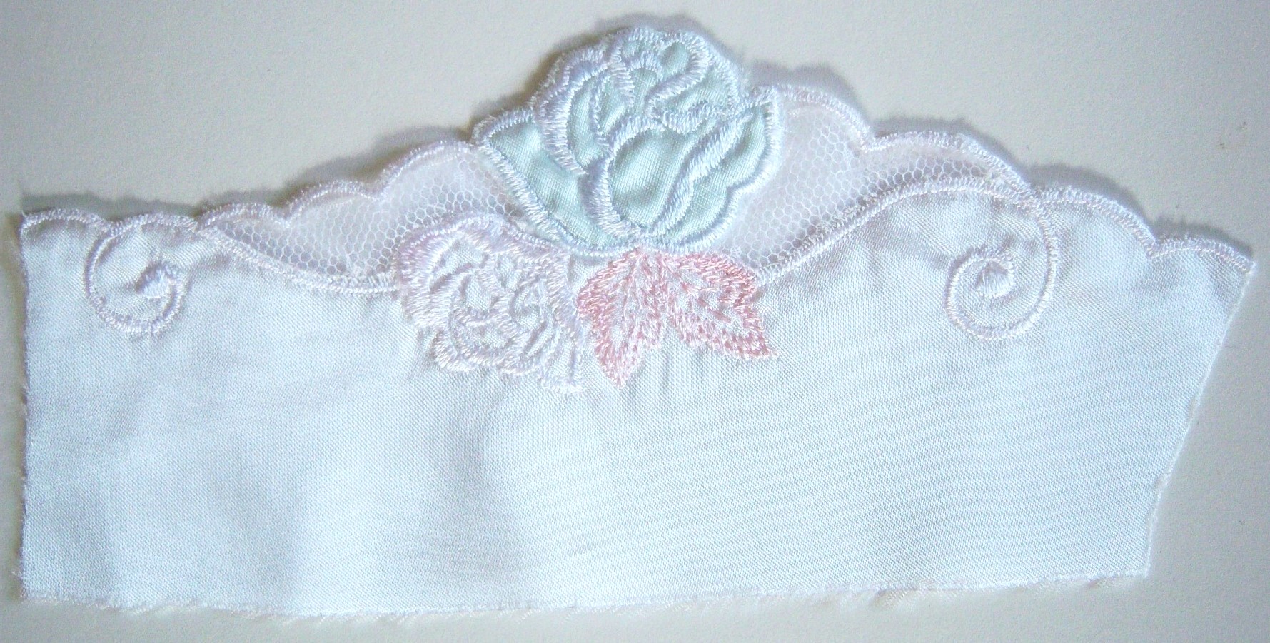 White Satin/Lace Embroidered Applique