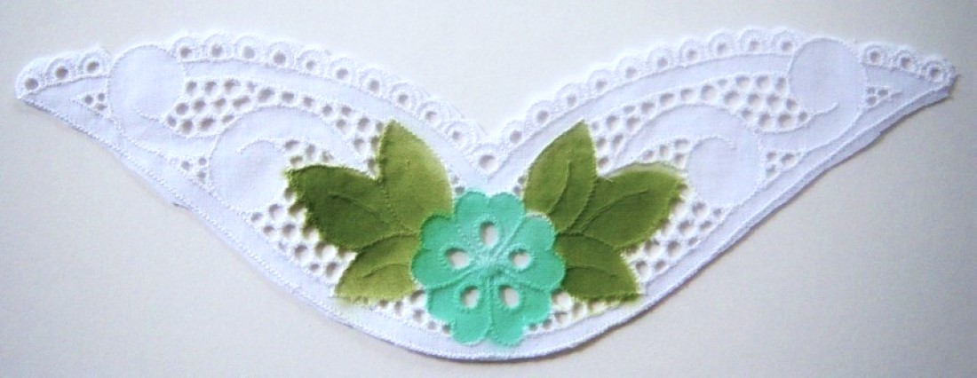 White/Nile Flower Applique