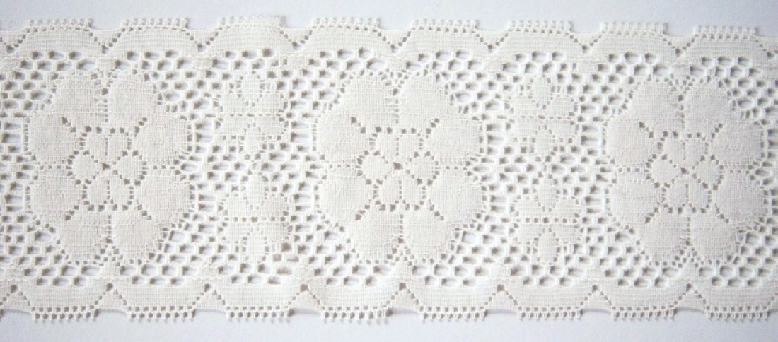 Ivory 3" Nylon Lace Per 3 Yds.