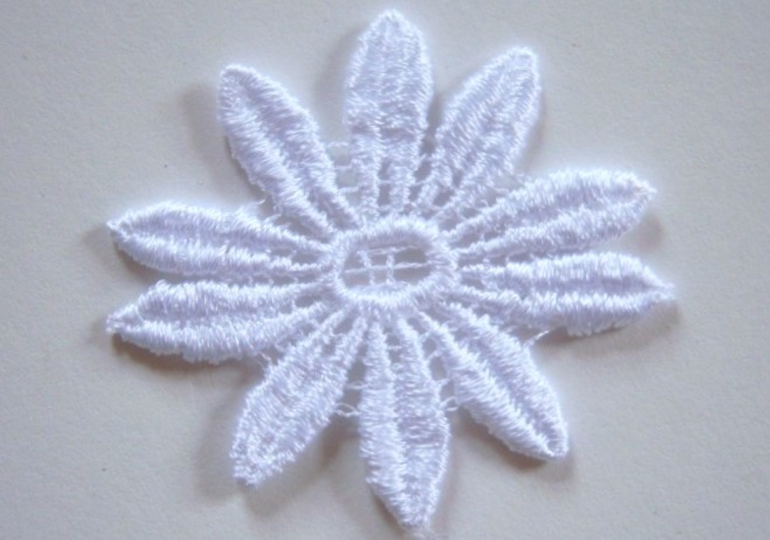 White 2" Flower Venise Lace Applique