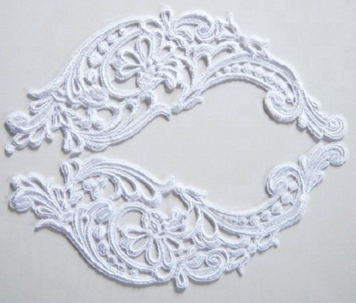 White Heavy Venise Lace 12" Pair