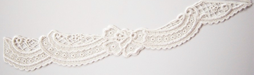 Light Ivory Venise Lace 17" Applique