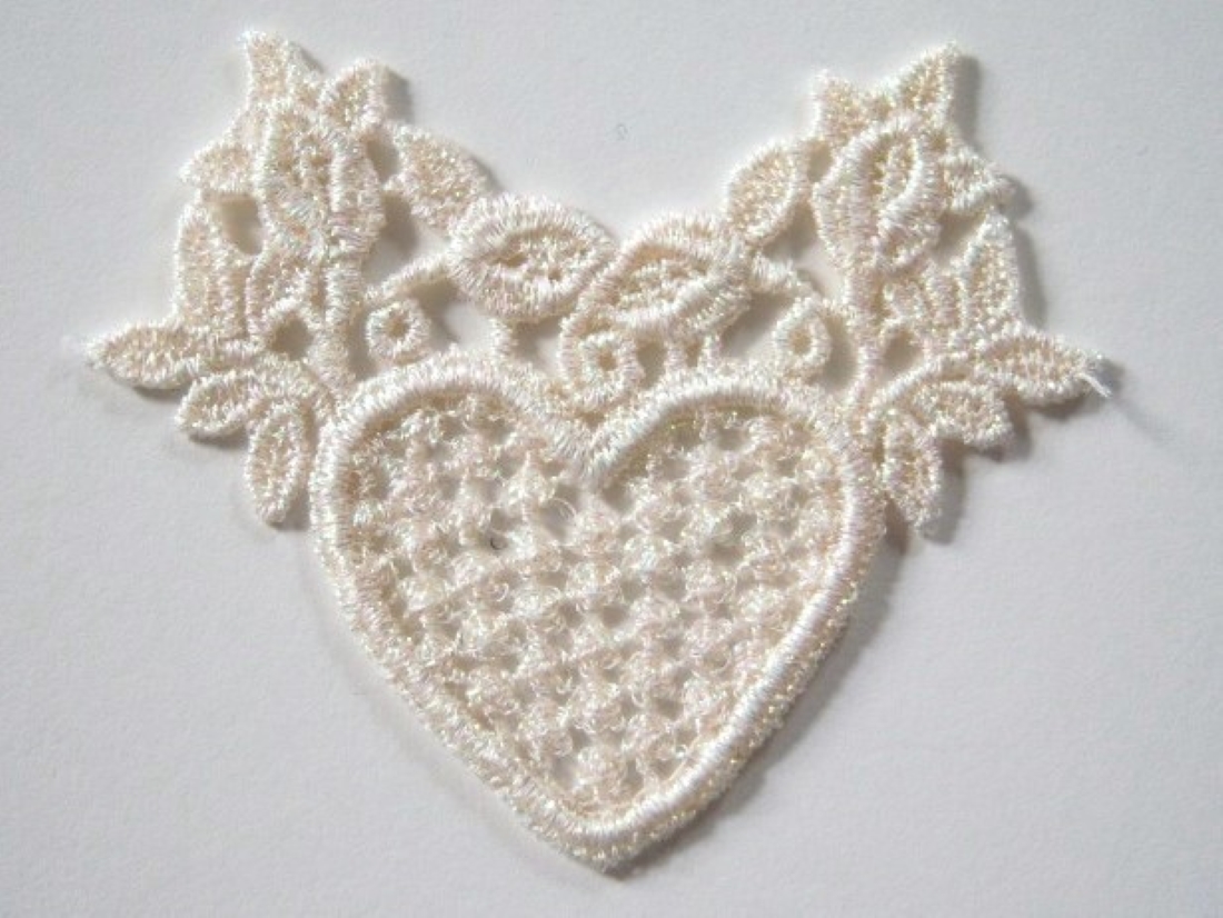 Ivory Iridescent 3" Venise Lace Heart