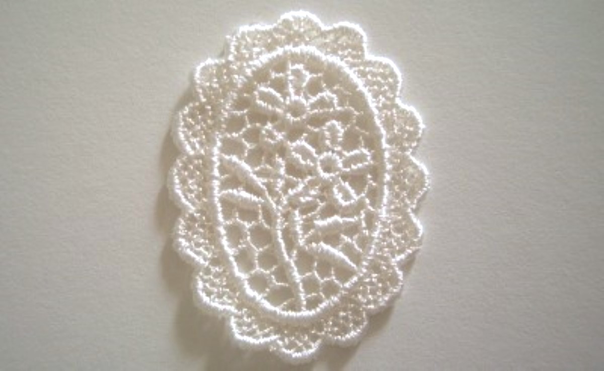 Light Ivory Oval Venise Lace Applique