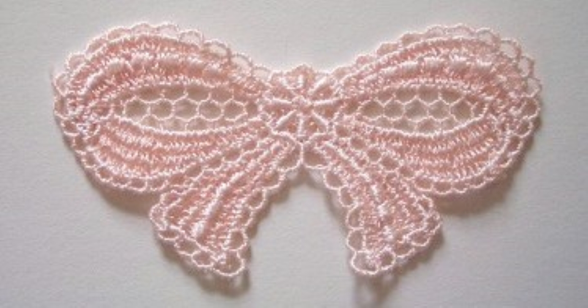 Peach Bow Venise Lace Applique